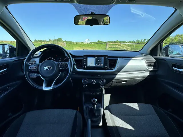 Kia Stonic 1.2 MPi Navigator |Camera|Carplay|PDC 2018 Benzine 5