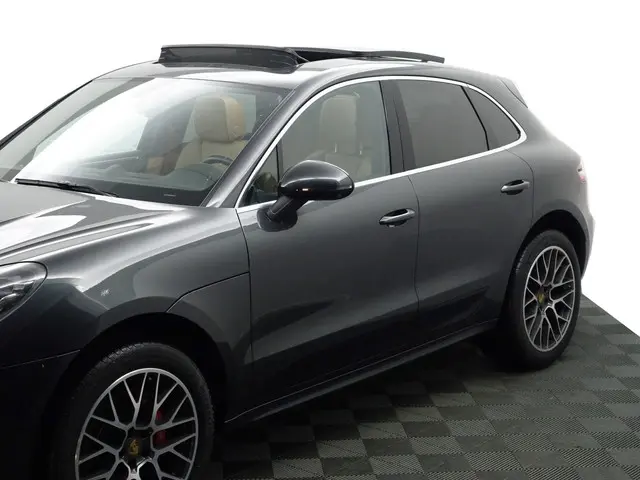 Porsche Macan 3.6 Turbo 2016 Benzine 32