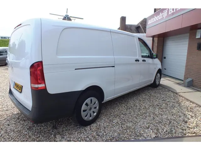 Mercedes-Benz Vito 116 CDI Extra Lang 3-zits 2018 Diesel 2