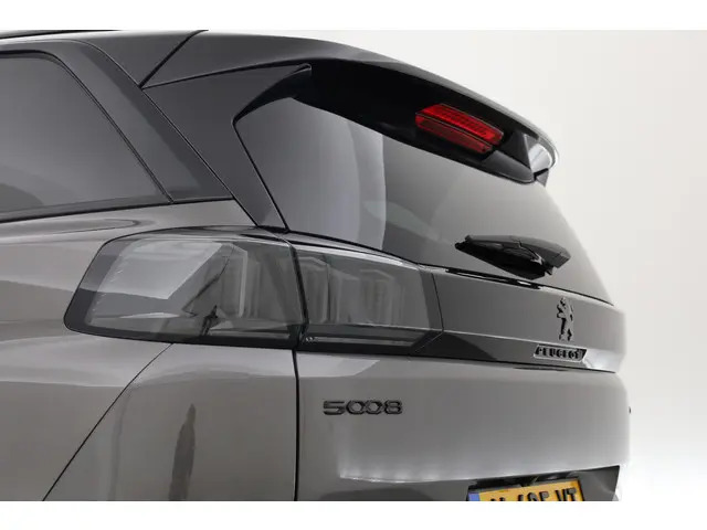 Peugeot 5008 1.2 PureTech GT Pack Business 2022 Benzine 31