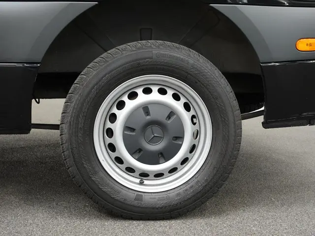 Mercedes-Benz Sprinter L2H2 2022 Diesel 8