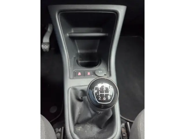 Volkswagen up! 1.0 BMT move up! 2017 Benzine 13