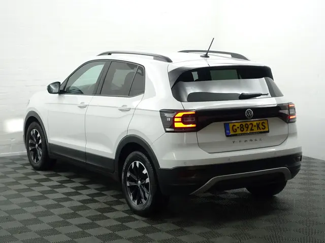 Volkswagen T-Cross 1.0 TSI R line- 2019 Benzine 5
