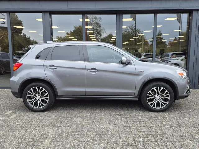 Mitsubishi ASX 1.6 Cleartec Connect Pro+ 2019 Benzine 16