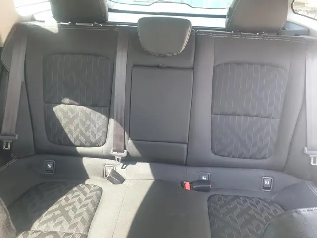 Renault Talisman Estate 1.3 TCe Limited 2019 Benzine 13