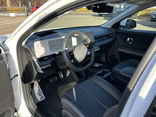 Hyundai IONIQ 5 Lounge AWD 77.4 kWh 2023 Elektrisch 21