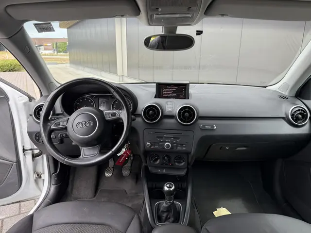 Audi A1 Sportback 1.4 TFSI Connect 2012 Benzine 13