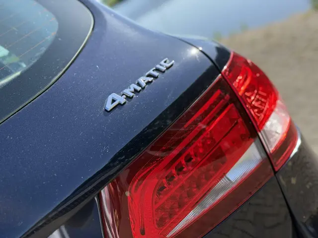 Mercedes-Benz GLC 350e 4MATIC 2018 Hybride Benzine 22