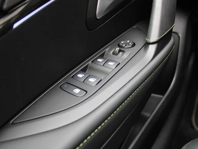 Peugeot e-208 EV GT 350 50 kWh 2020 Elektrisch 24