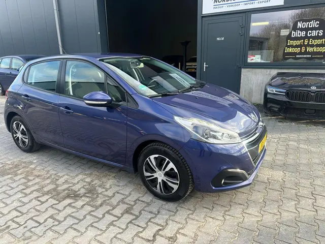 Peugeot 208 3