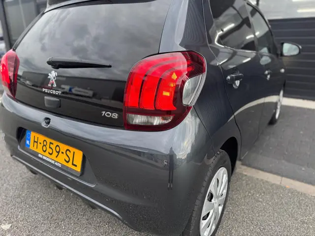 Peugeot 108 1.0 e-VTi Active 2020 Benzine 14