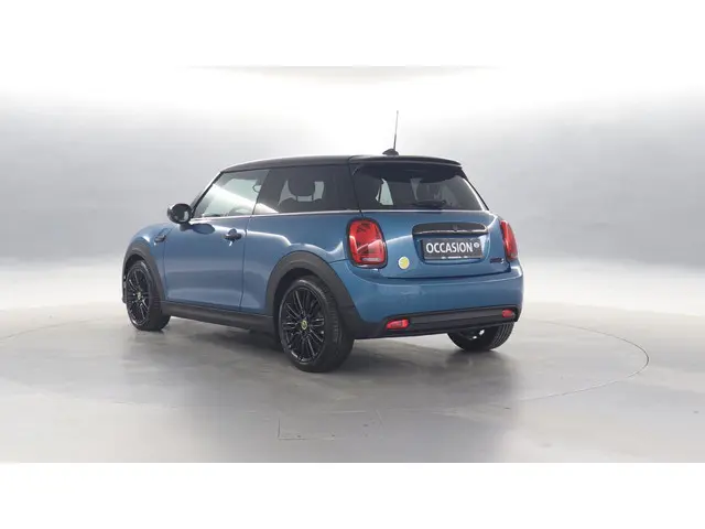 MINI Electric Mini Camden Edition 33 kWh 2022 Elektrisch 4