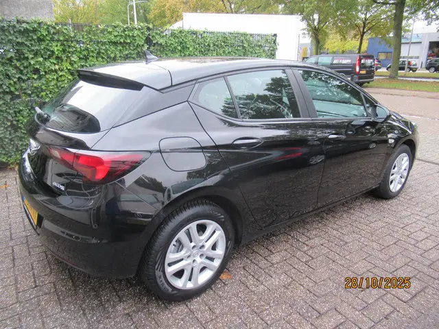 Opel Astra 1.0 Business+ 2016 Benzine 6