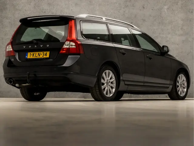 Volvo V70 1.6 T4 R-Design 2013 Benzine 5