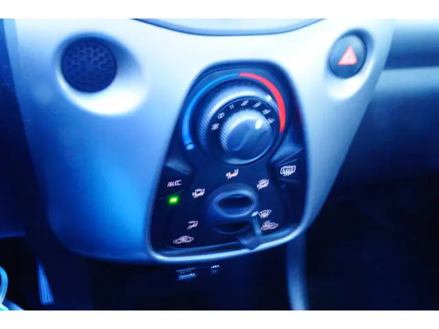 Peugeot 108 1.0 e-VTi Active 2015 Benzine 15