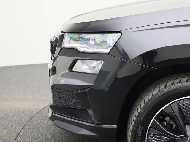 Škoda Karoq 1.5TSI/150PK ACT Sportline DSG 2025 Benzine 32