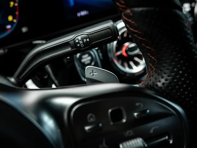 Mercedes-Benz GLA 200 AMG Line 2023 Benzine 31