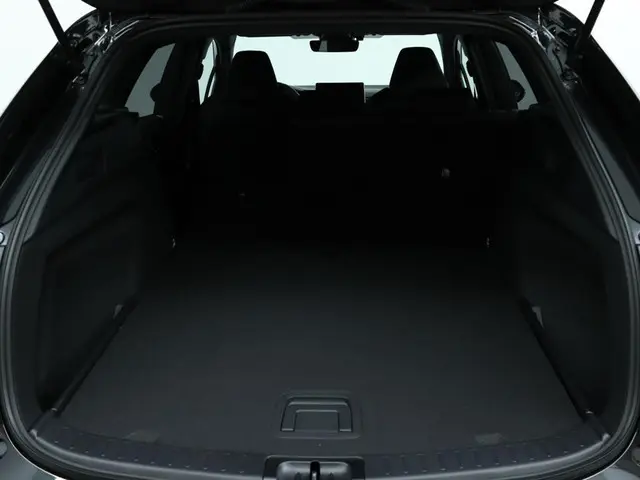 Suzuki Swace 1.8 Hybrid Select 2024 Hybride Benzine 24