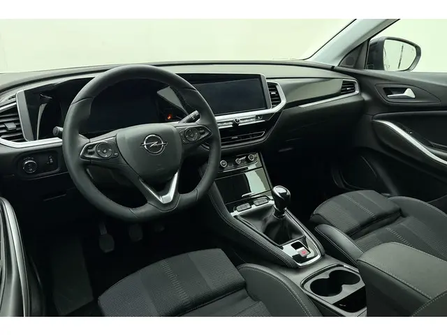 Opel Grandland 1.2 Turbo GS Line 2024 Benzine 18