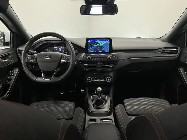 Ford Focus 1.5 EcoBoost 182pk ST Line 2020 Benzine 11