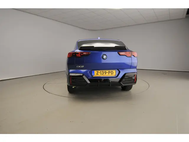 BMW iX2 eDrive20 2024 Elektrisch 3
