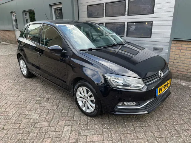 Volkswagen Polo 1.2 TSI Comfortline 2017 Benzine 6