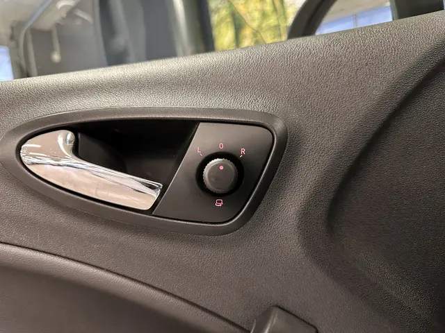 SEAT Ibiza 1.0 EcoTSI FR Connect 2016 Benzine 25