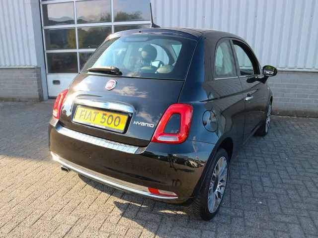Fiat 500 1.0 Hybrid Dolcevita 2020 Benzine 6
