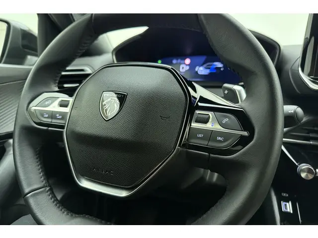 Peugeot 2008 1.2 Hybrid 136 Allure 2024 Hybride Benzine 19