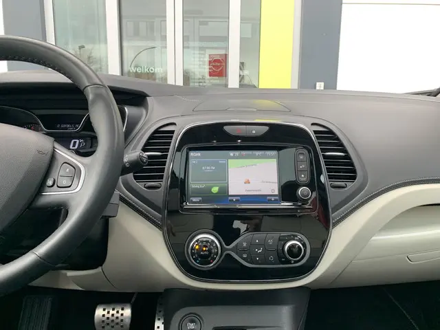 Renault Captur 1.2 TCe Initiale Paris 2018 Benzine 9