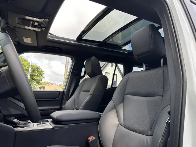 Toyota Land Cruiser 2.8 D-4D President 2025 Diesel 10