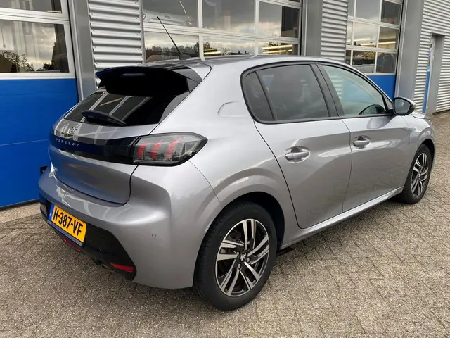 Peugeot 208 1.2 PureTech Allure 2020 Benzine 3