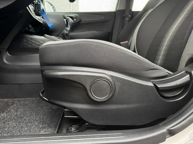 Hyundai i10 1.0 Comfort Smart 2022 Benzine 8