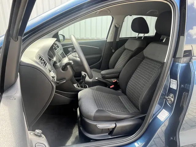 Volkswagen Polo 1.0 Comfortline Edition 2016 Benzine 12