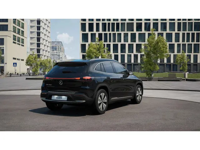Mercedes-Benz EQA 2