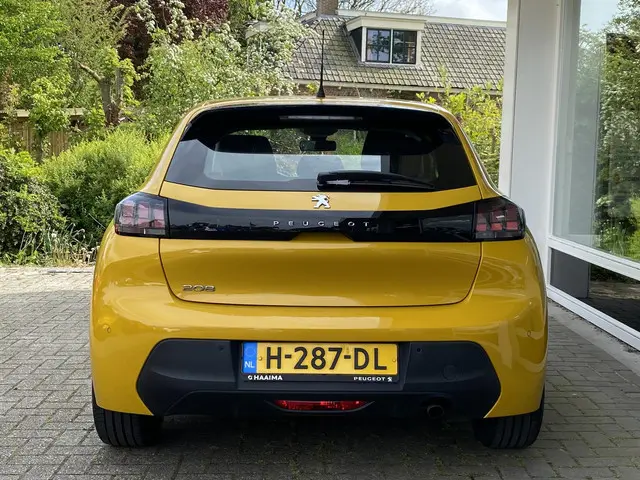Peugeot 208 3