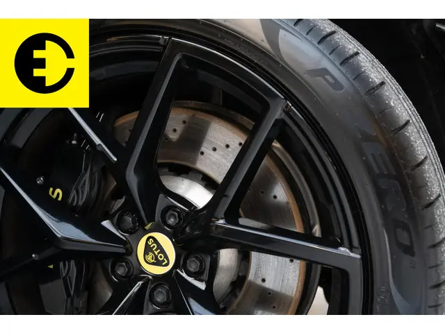 Lotus Eletre EDS 675 R 4WD 112 kWh 2024 Elektrisch 42