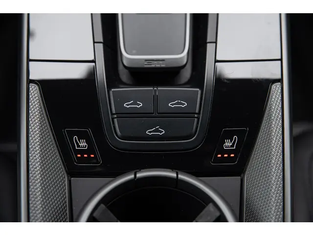 Porsche 911 3.0 Carrera 4S 2021 Benzine 43