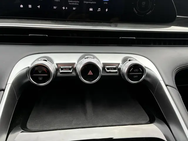 Omoda 9 SHS 1.5T-GDi SHS-P Premium 2026 Hybride Benzine 17