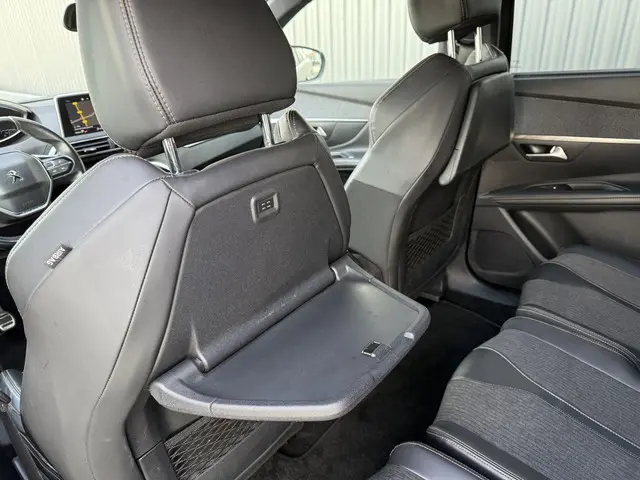 Peugeot 5008 1.2 PureTech GT-Line 7p. 2017 Benzine 27