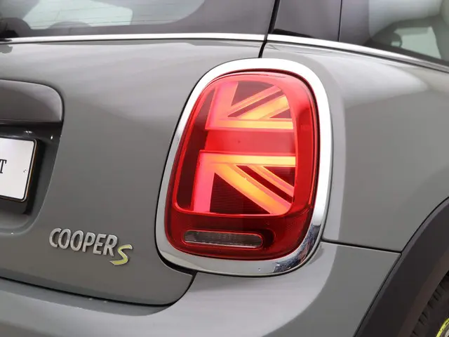 MINI Electric 3-deurs Essential 2021 Elektrisch 20