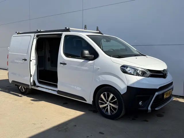 Toyota ProAce Long Worker 2.0 D-4D 180pk 2019 Diesel 7
