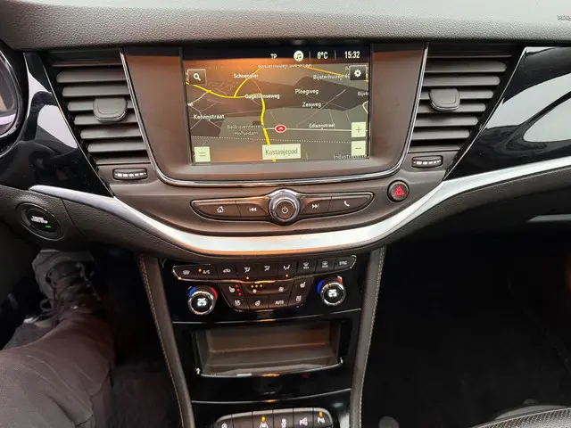 Opel Astra 1.2 Launch Elegance 2020 Benzine 17