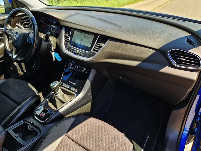 Opel Grandland X 1.2 Turbo 2019 Benzine 13