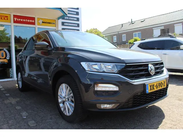 Volkswagen T-Roc 1.0 TSI Style 2018 Benzine 3