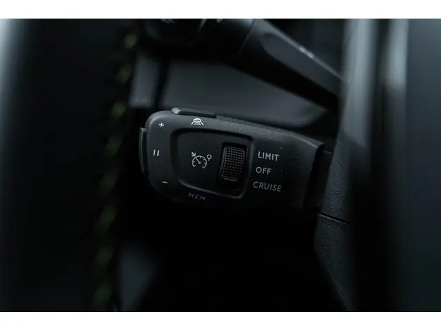Peugeot e-208 EV GT 51 kWh 2024 Elektrisch 24
