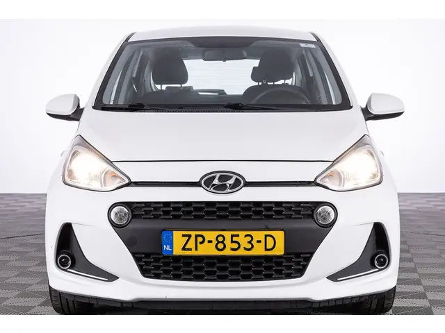 Hyundai i10 1.0i Comfort | AIRCO | BLUETOOTH . 2019 Benzine 29