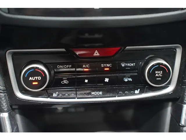 Subaru Forester 2.0i e-BOXER First Edition 2021 Benzine 43