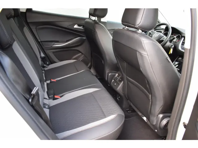 Opel Grandland X 1.2 Turbo Elegance 2021 Benzine 7