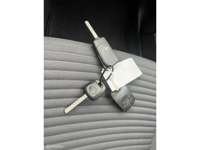 Toyota Yaris 1.5 Hybrid Active 2019 Hybride Benzine 26